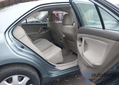 2011 Toyota Camry Le z USA, uszkodzony, nr VIN 4T1BF3EK0BU656743